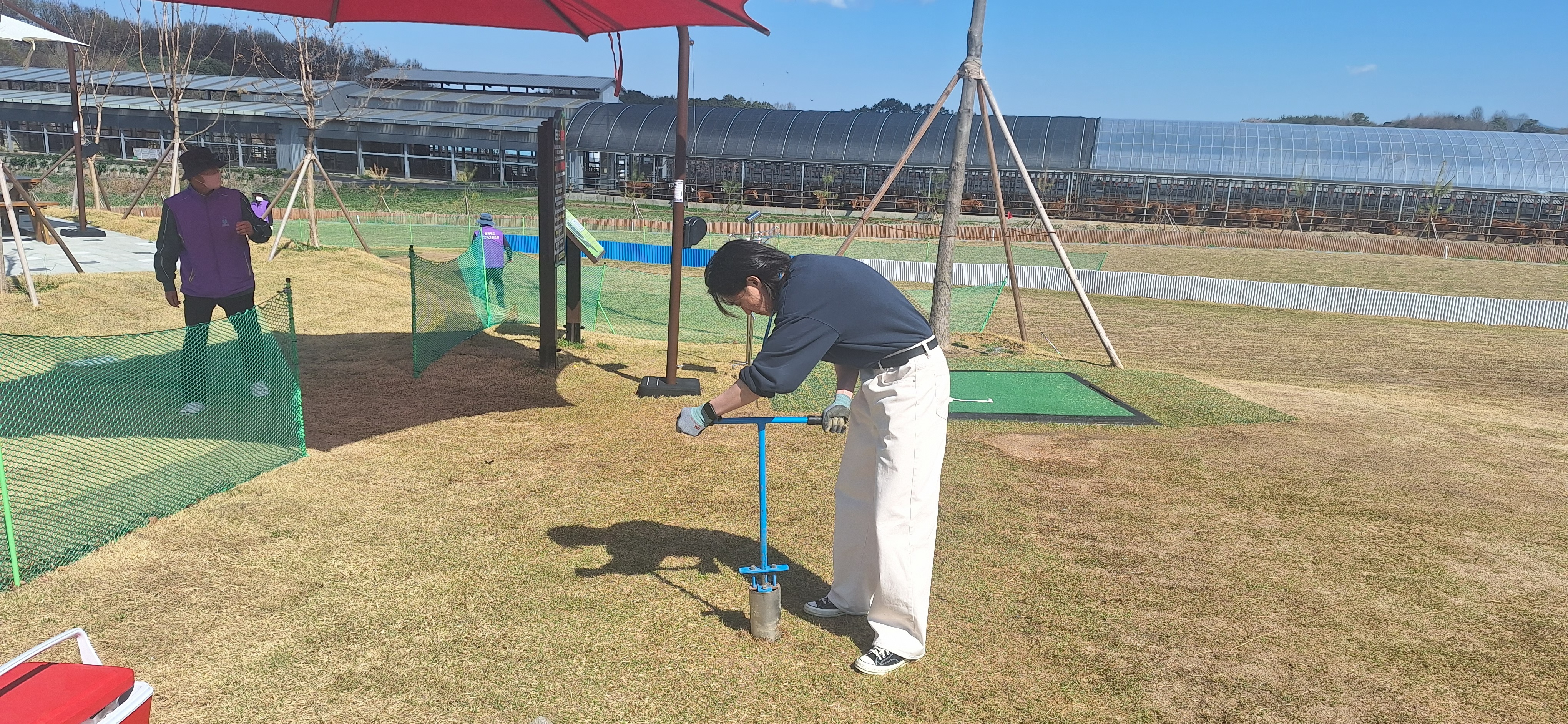 충북보건환경연구원, 골프장 및 파크골프장 농약 사용 실태조사 추진_보도일 : 2026.04.10.(금) 이미지1