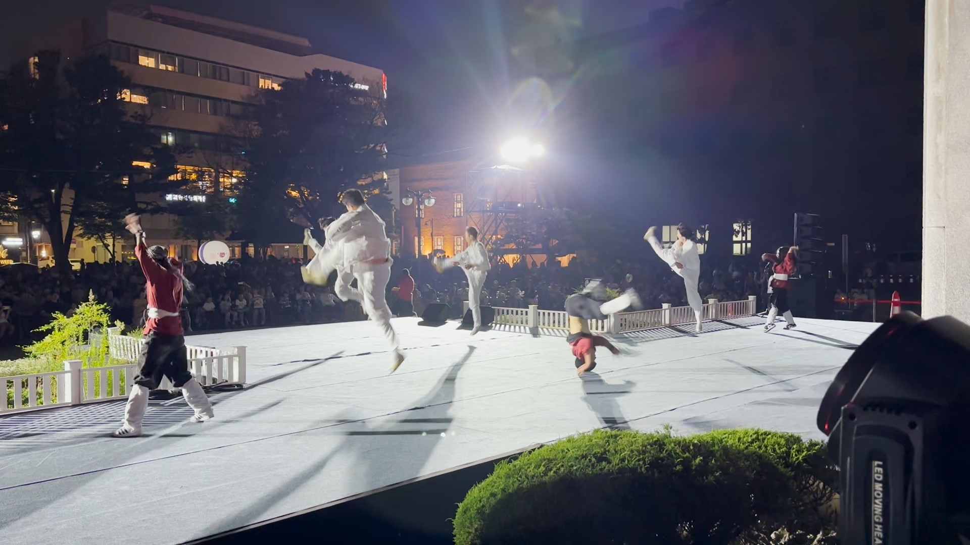 "빛의 향연, 충북도 미디어파사드 전시행사 성료" 이미지6