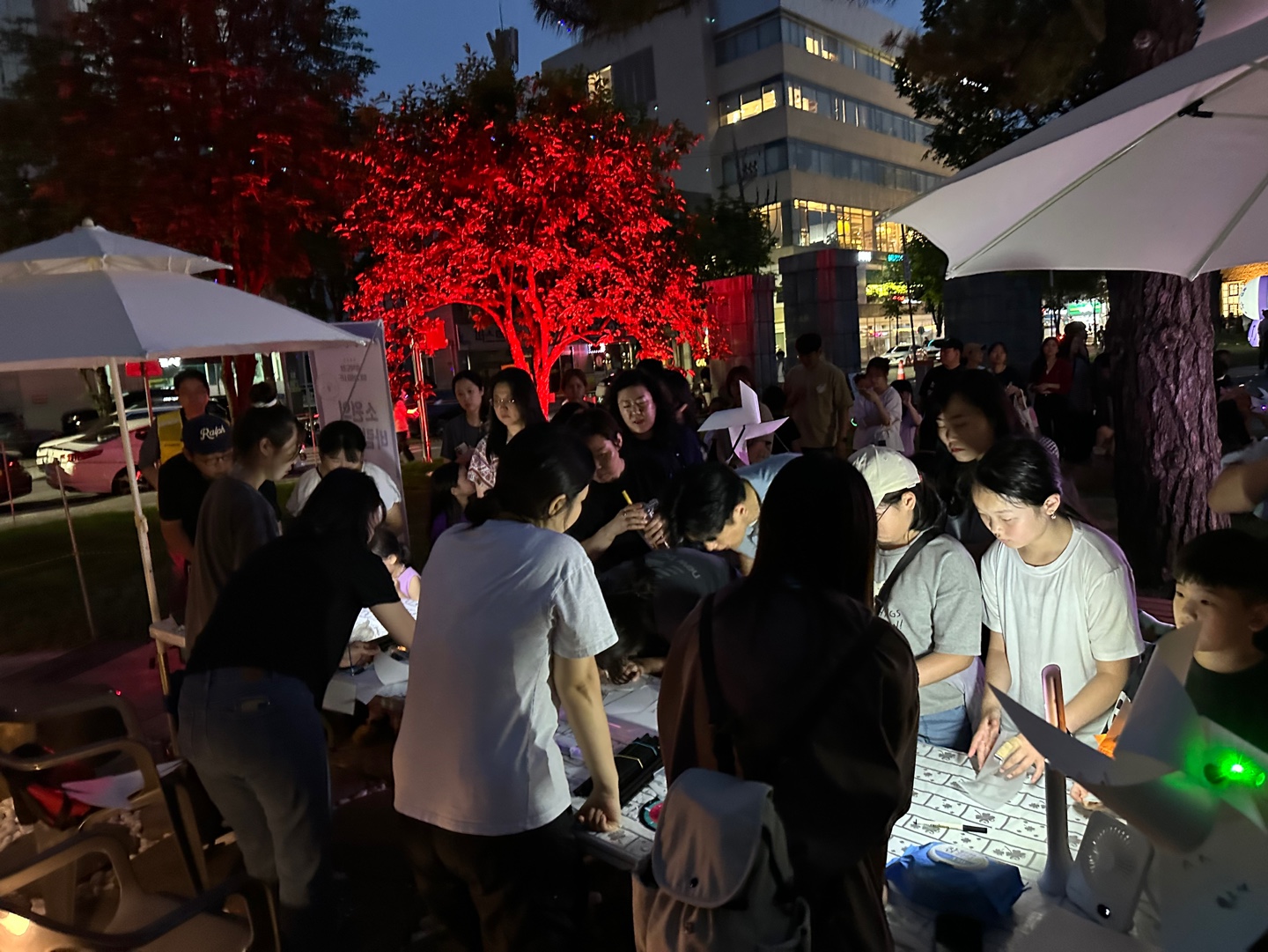 "빛의 향연, 충북도 미디어파사드 전시행사 성료" 이미지8