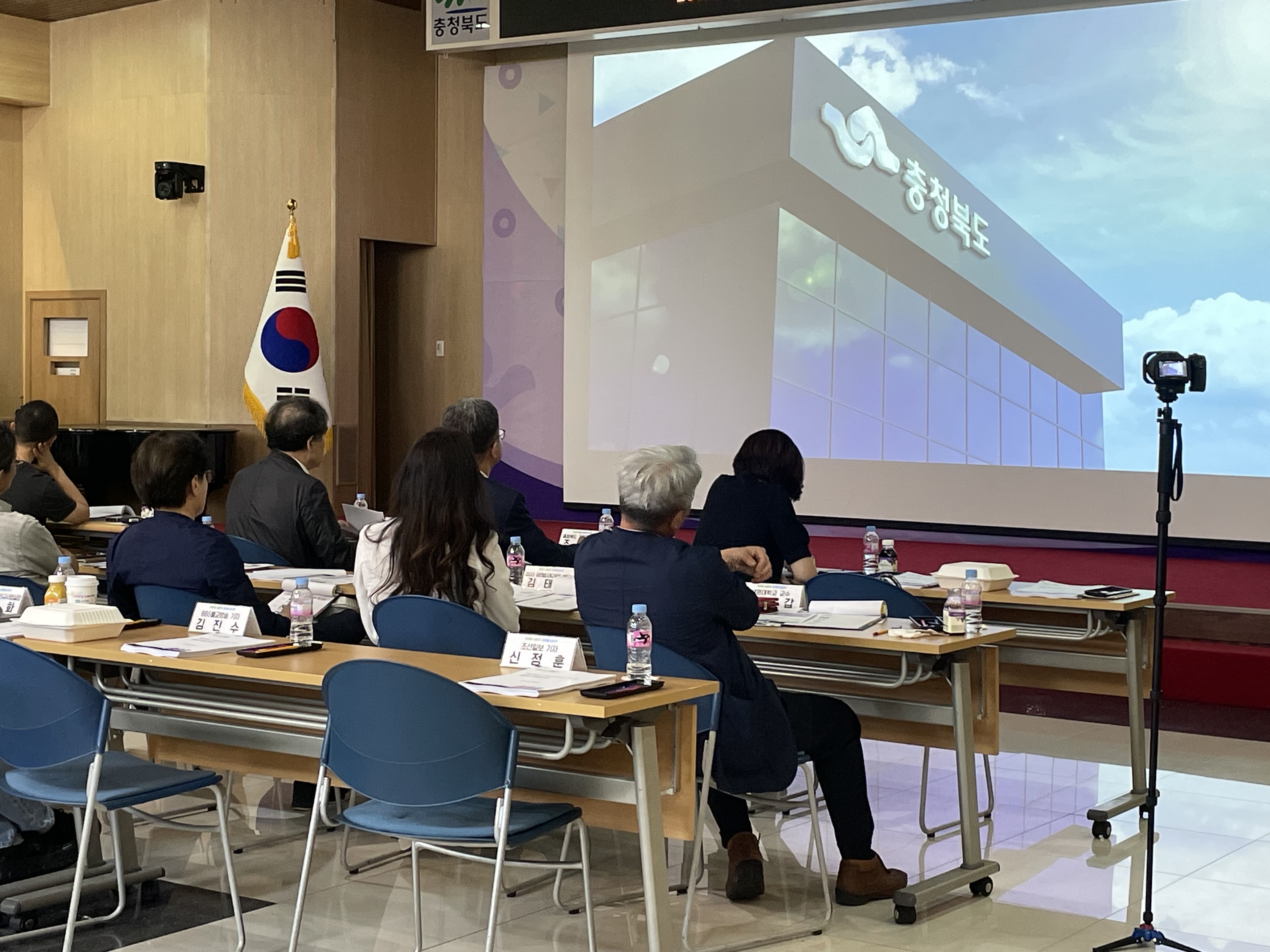 충청북도 CI 국민 공모전 및 청년 아이디어 대회 심사 이미지1