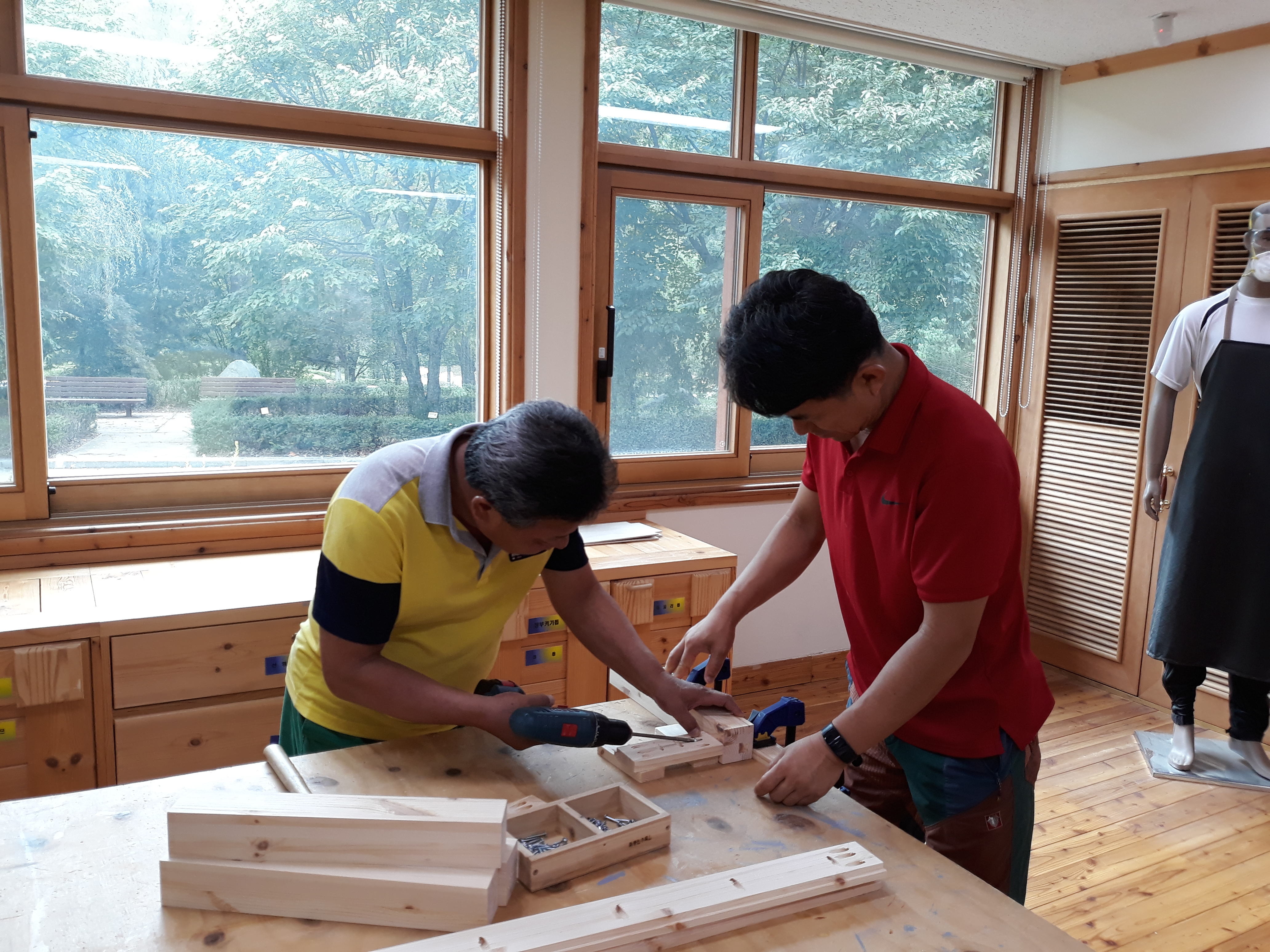 2018년 8월 25일(토) 벤치 만들기(유료)  이미지3